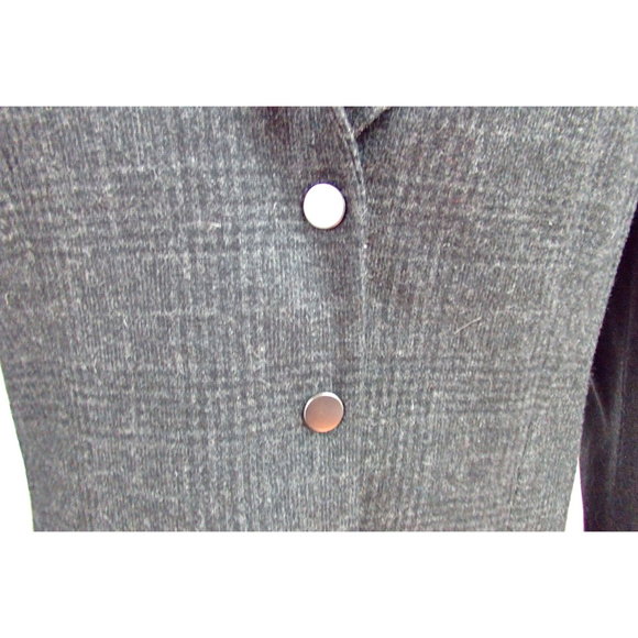 Tehari Grey Wool Blazer - Picture 8 of 8